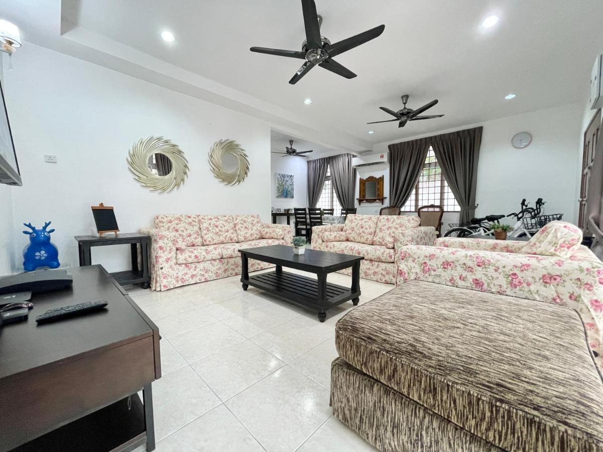 Langkawi Cozy Holiday Home At Bukit Indah By Zervin Kuah Exteriér fotografie